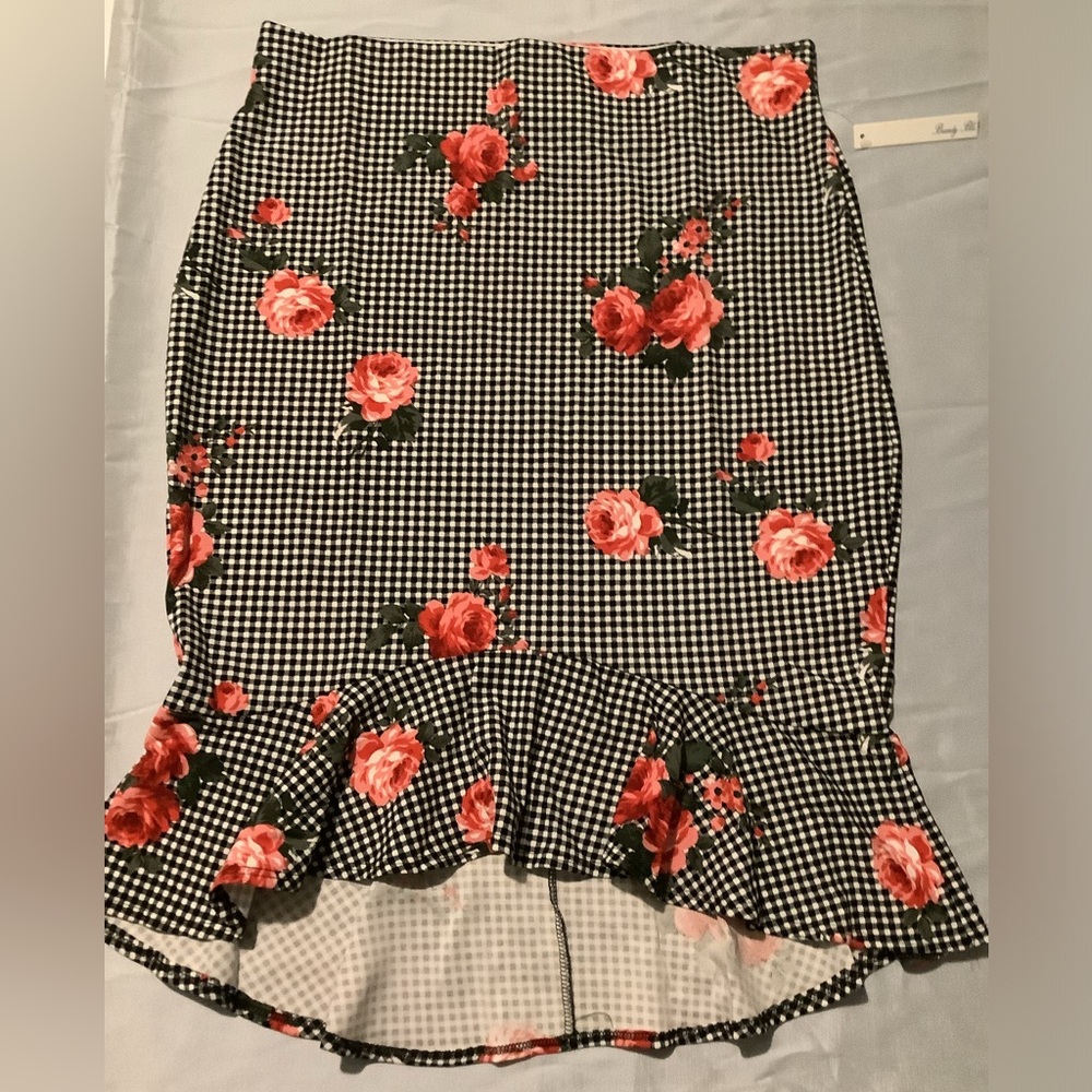 NEW Brandy Blu skirt